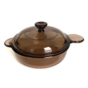 VISION Corning Amber V-240-B Grab-It Bowl w/PYREX Lid Excellent